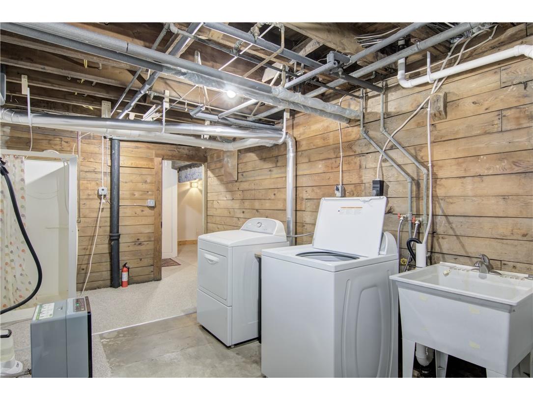 425 Broadway Street Eau Claire WI 54703 1597094 image29