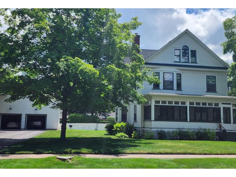 425 Dover Street Chippewa Falls WI 54729 1584961 image1