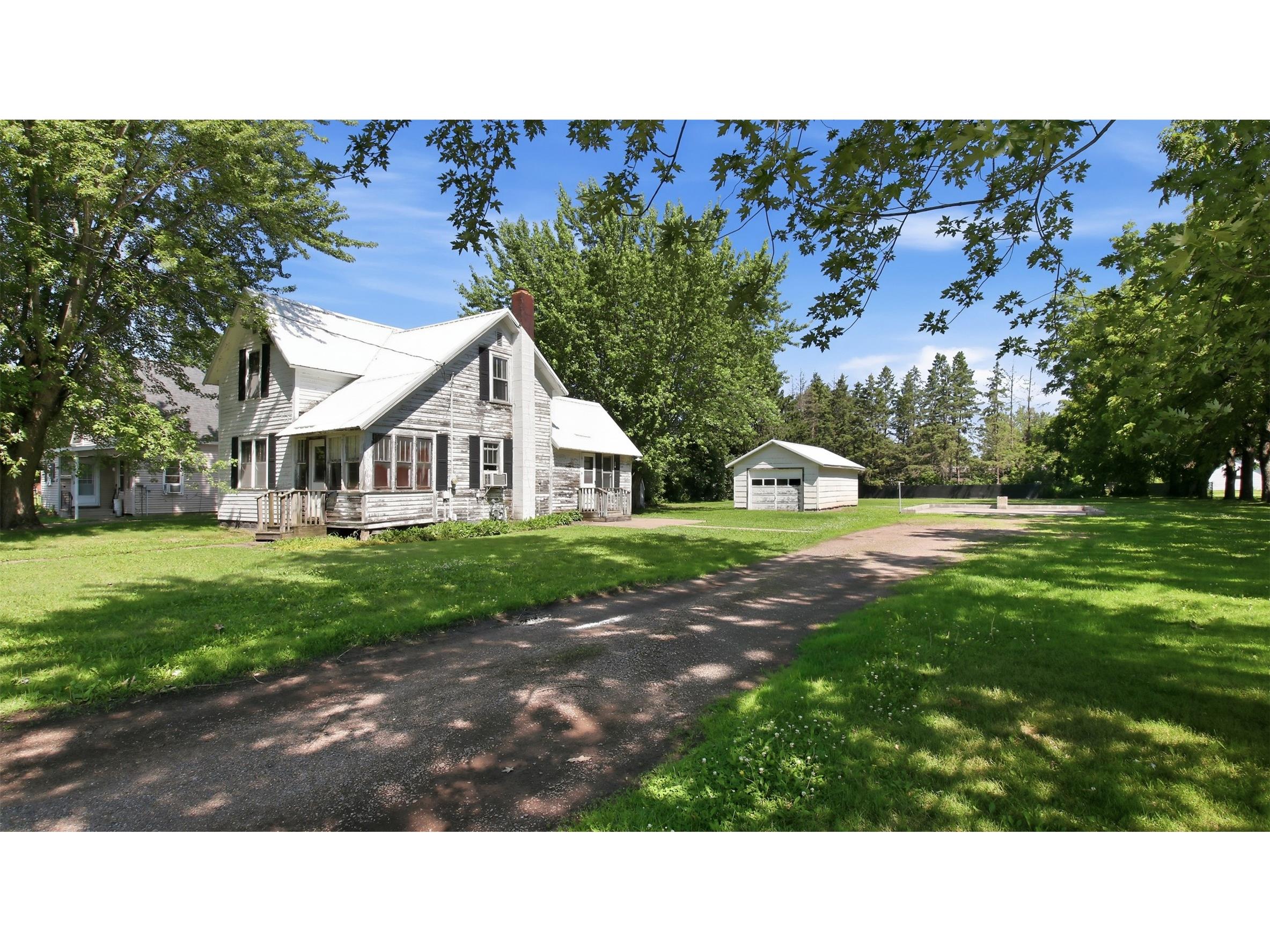 427 E River Avenue Barron WI 54812 1603012 image1