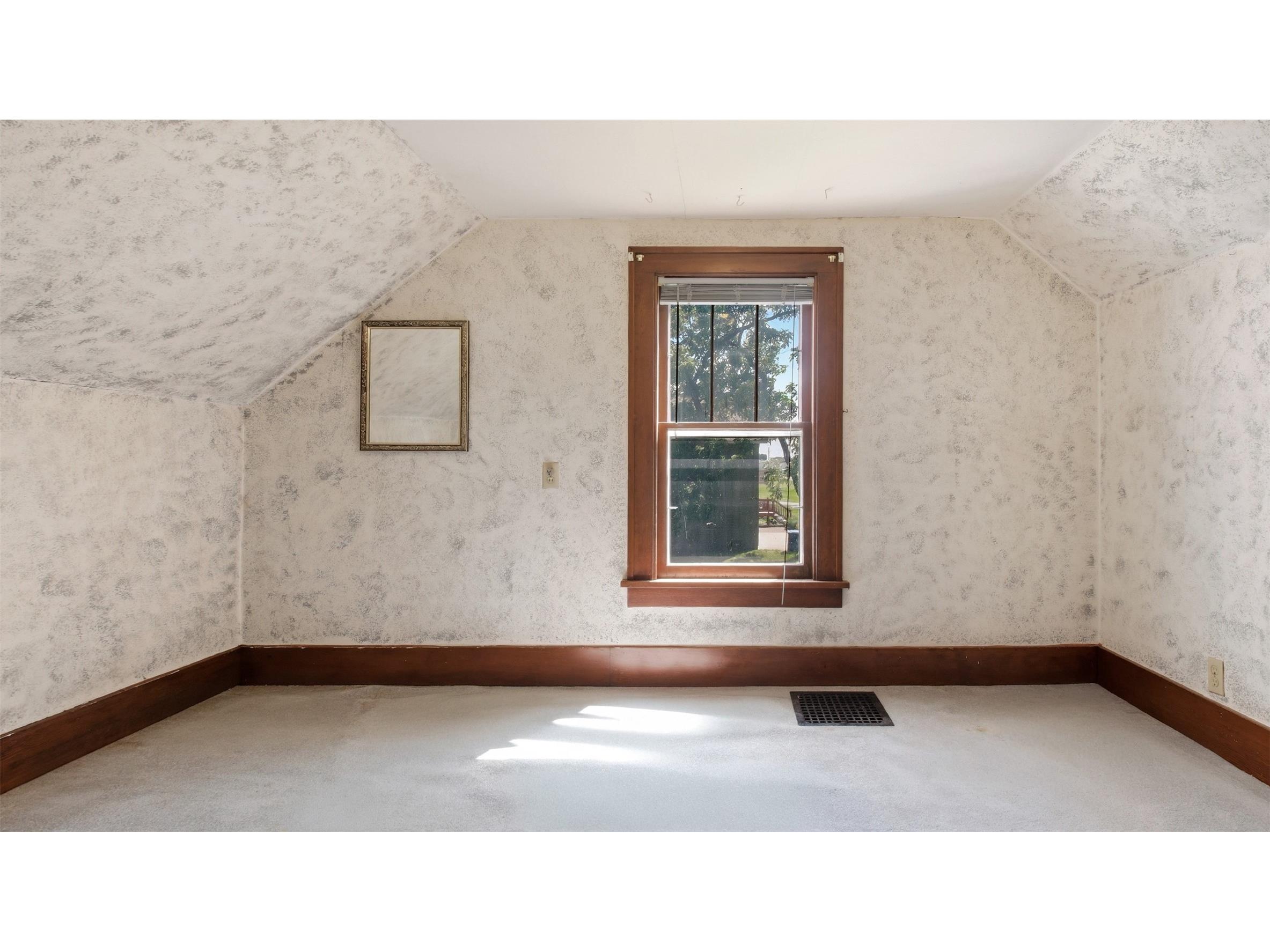 427 E River Avenue Barron WI 54812 1603012 image17