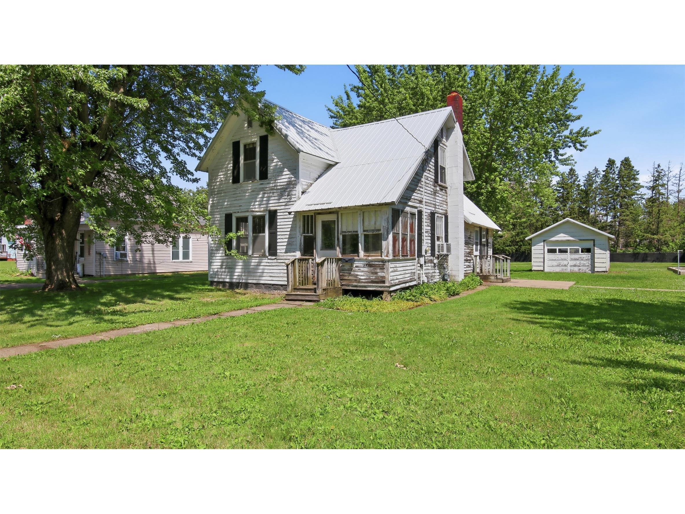 427 E River Avenue Barron WI 54812 1603012 image3