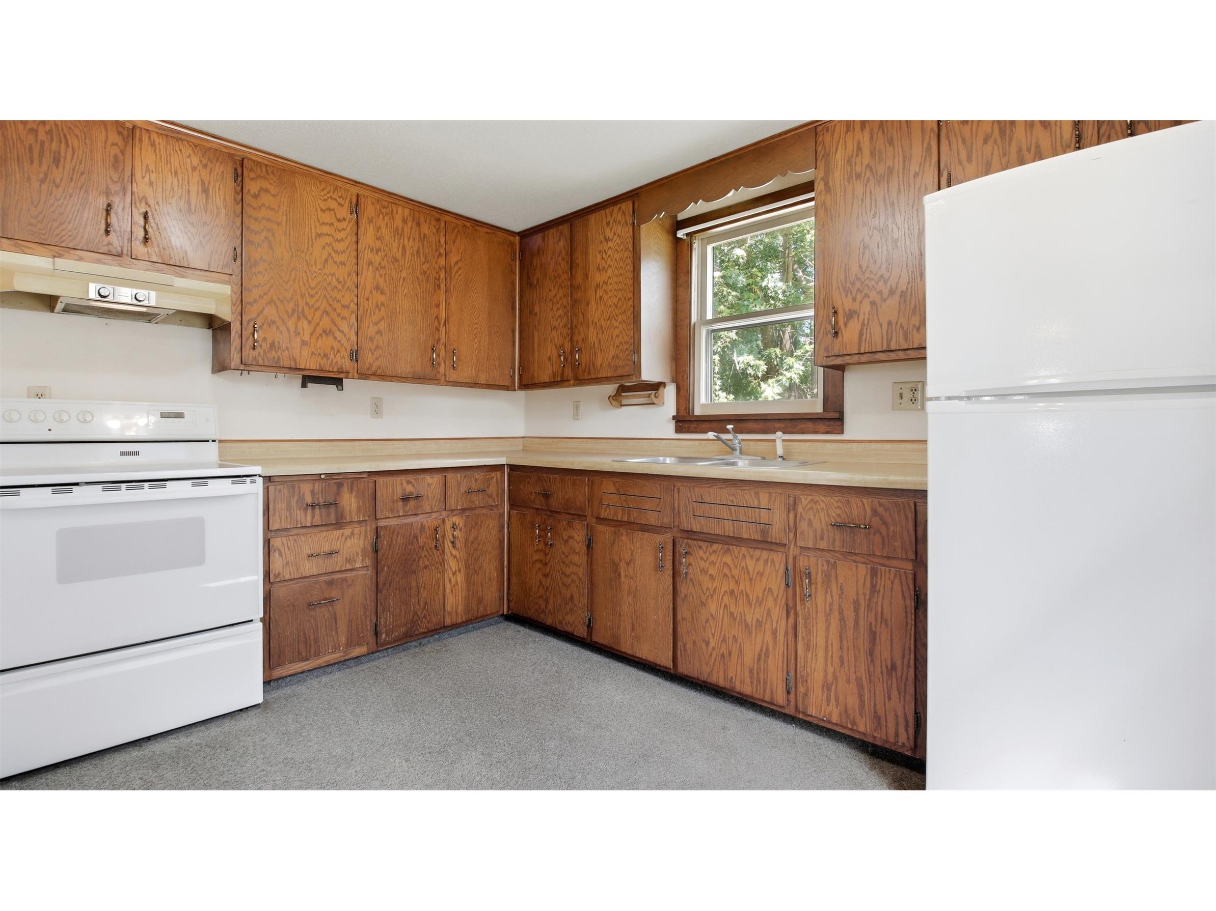 427 E River Avenue Barron WI 54812 1603012 image9