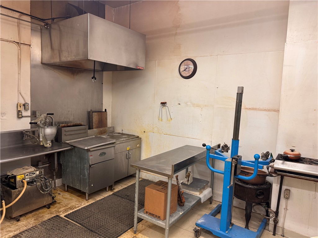 429 E Lasalle Avenue Barron WI 54812 1595029 image10