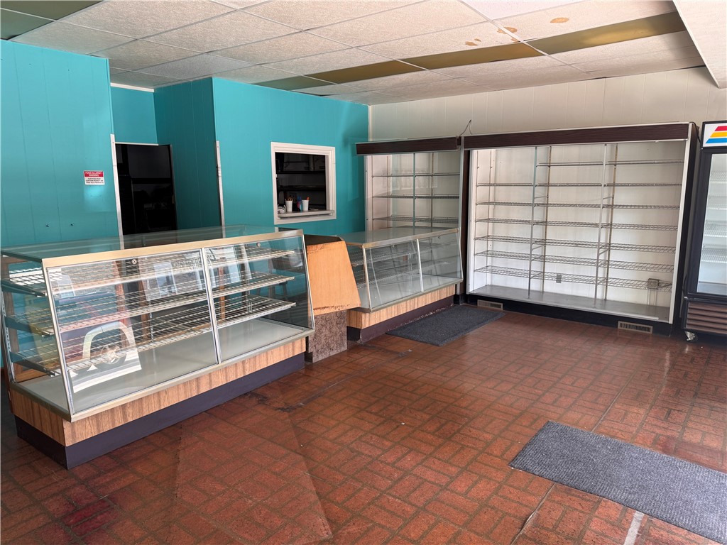 429 E Lasalle Avenue Barron WI 54812 1595029 image2