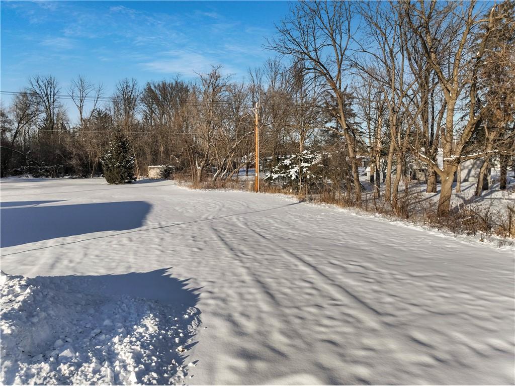 429 W Division Avenue Barron WI 54812 1589669 image12