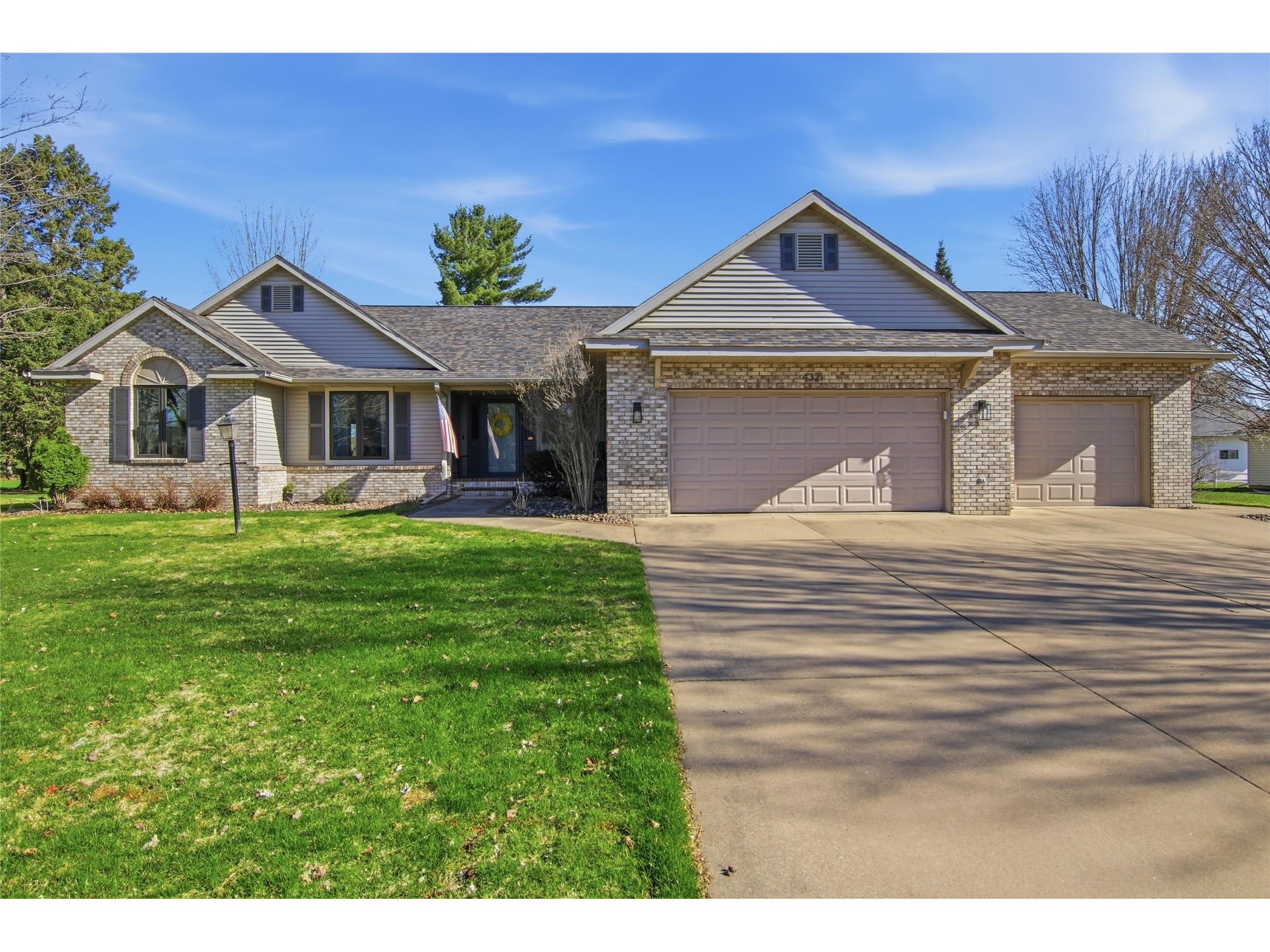 4321 Pine Meadow Drive Eau Claire WI 54701 1600122 image1