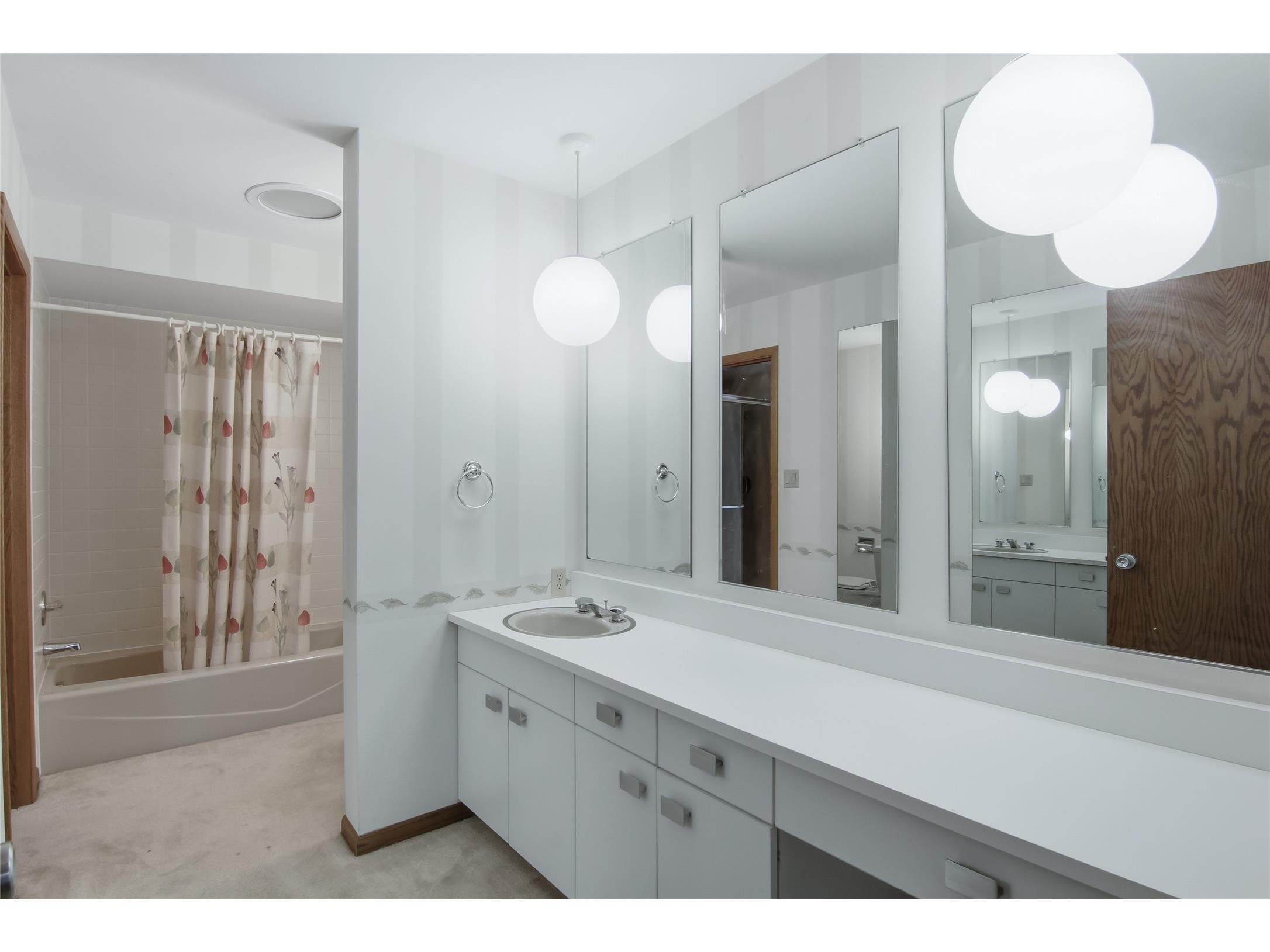 4322 Woodridge Drive Eau Claire WI 54701 1599698 image30