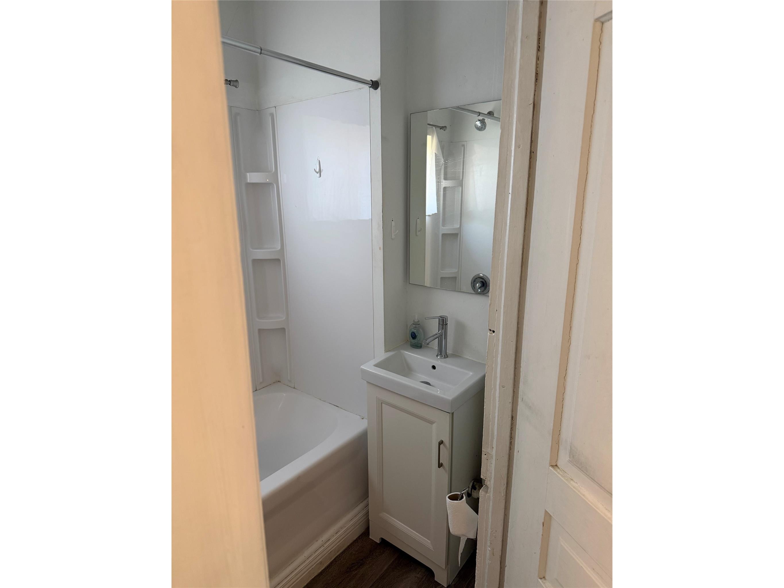 433 Vine Street #3 Eau Claire WI 54703 1602409 image11