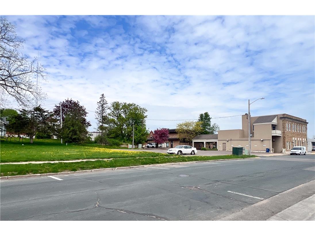 436 E La Salle Avenue Barron WI 54812 1588938 image38