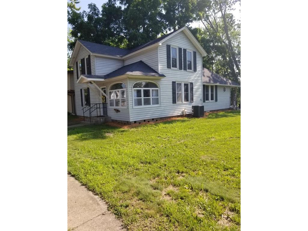 438 N Main Street, Cadott, WI, 54727 MLS 7122735 Edina Realty