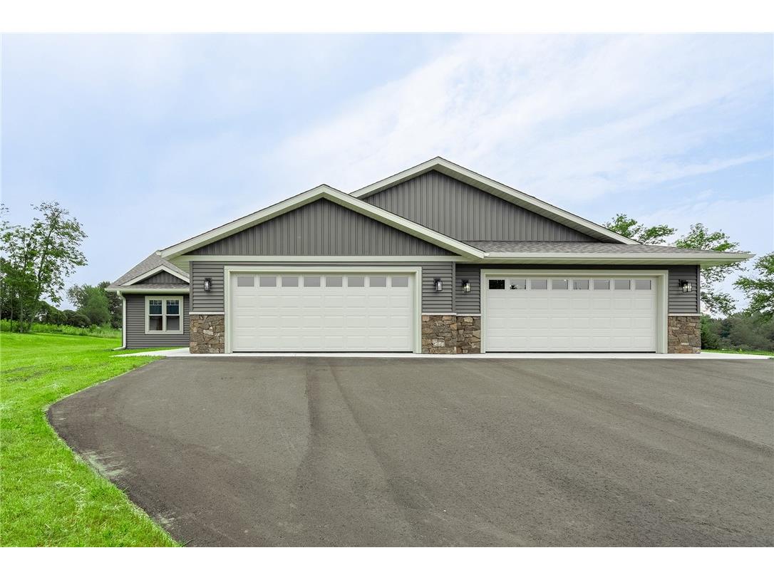 439 E Hartford Street Cadott WI 54727 1598317 image1