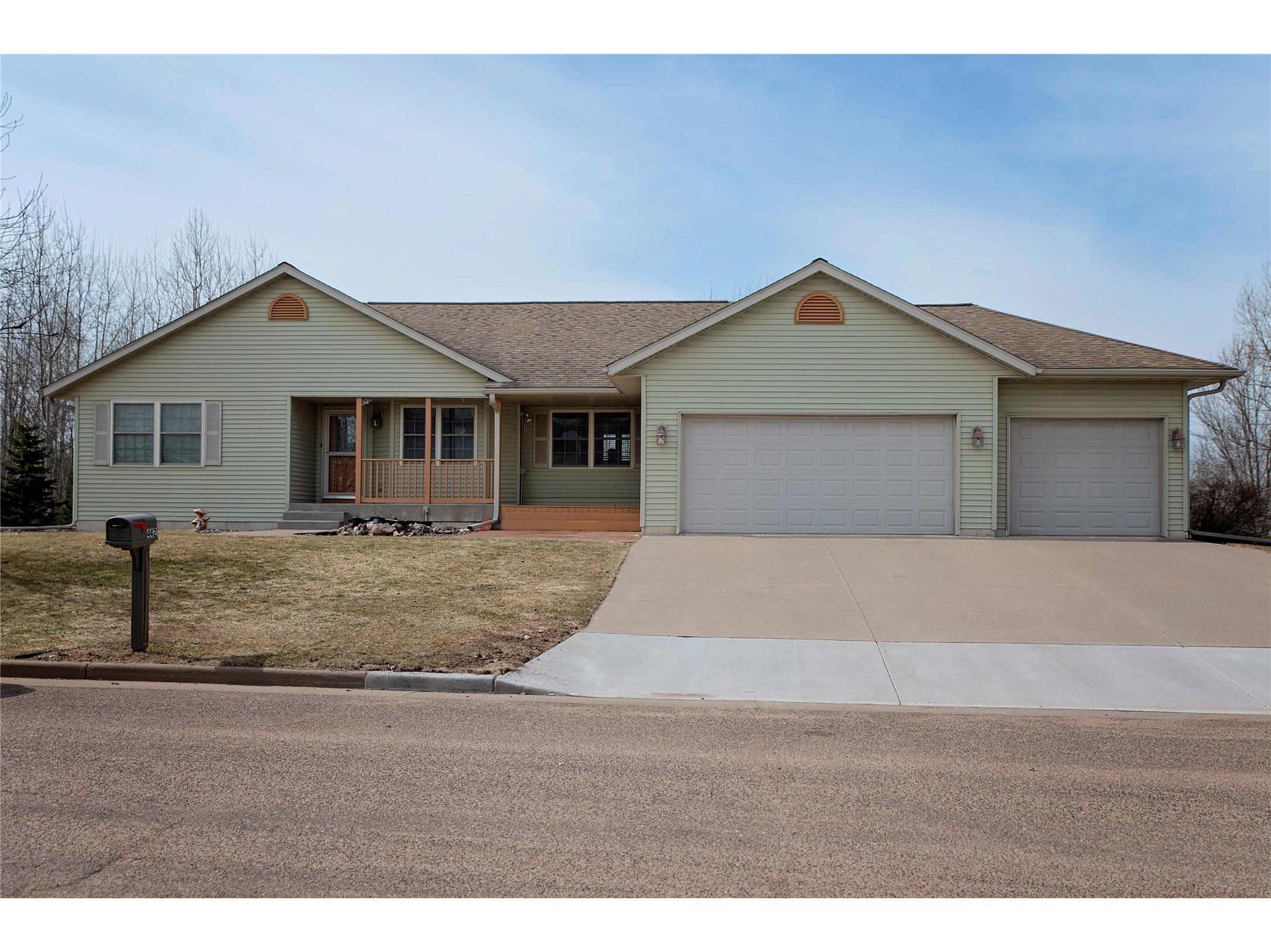 442 Birch Street Cadott WI 54727 1599418 image2