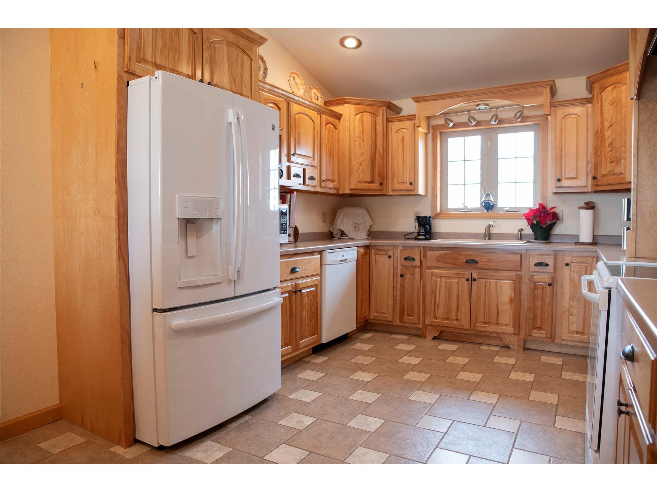 442 Birch Street Cadott WI 54727 1599418 image4