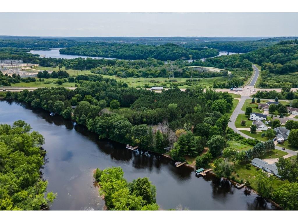 4437 Old Wells Road Eau Claire WI 54703 - Chippewa River & Dells Pond 1600198 image57