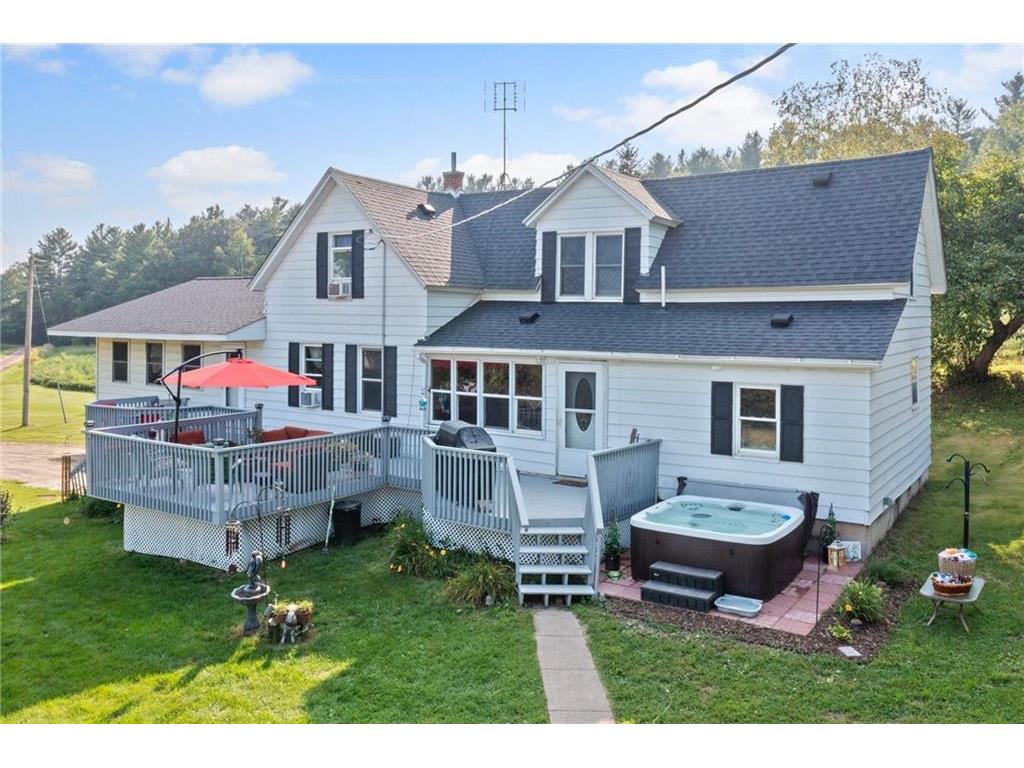 449 30th Avenue Clear Lake WI 54005 1585071 image1