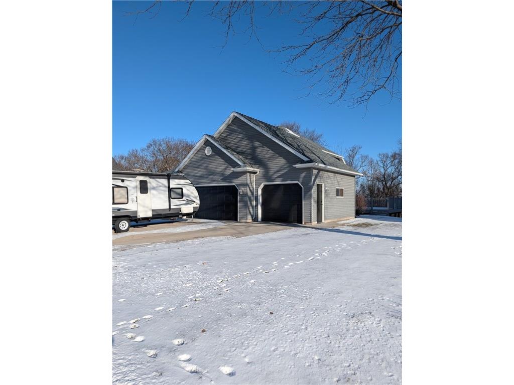 4522 S Oakwood Hills Parkway Eau Claire WI 54701 1598582 image2