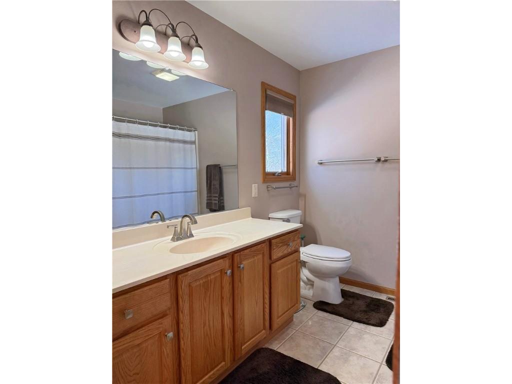 4522 S Oakwood Hills Parkway Eau Claire WI 54701 1598582 image30