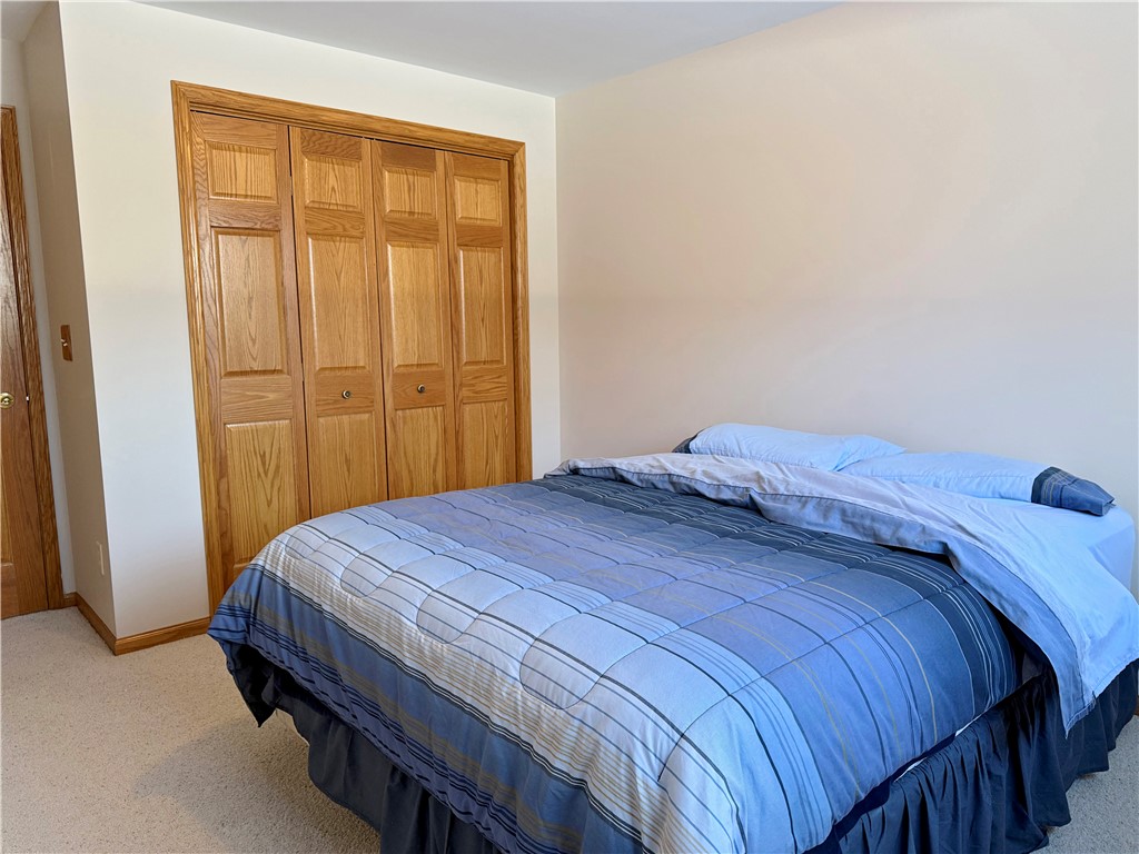 4522 S Oakwood Hills Parkway Eau Claire WI 54701 1598582 image42