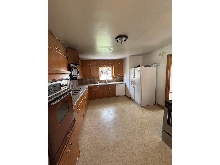 457 E Main Street Arcadia WI 54612 1602981 image8