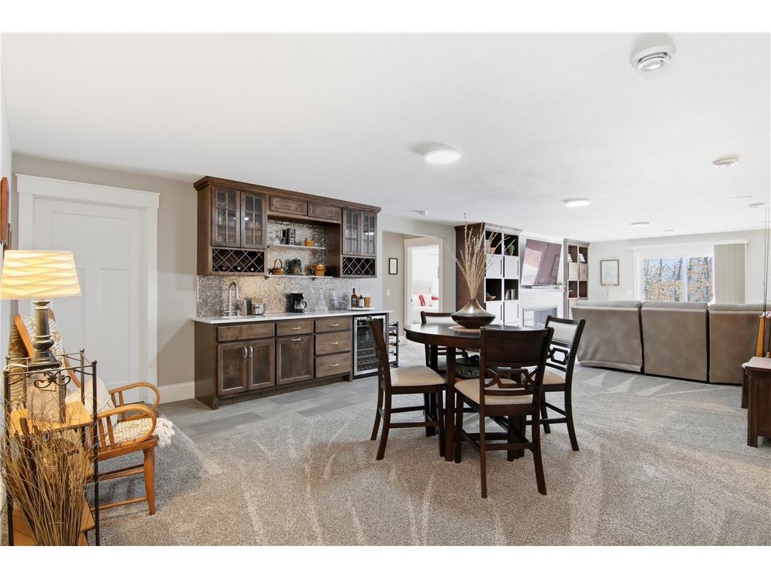 4615 S Oakwood Hills Parkway Eau Claire WI 54701 1598584 image23
