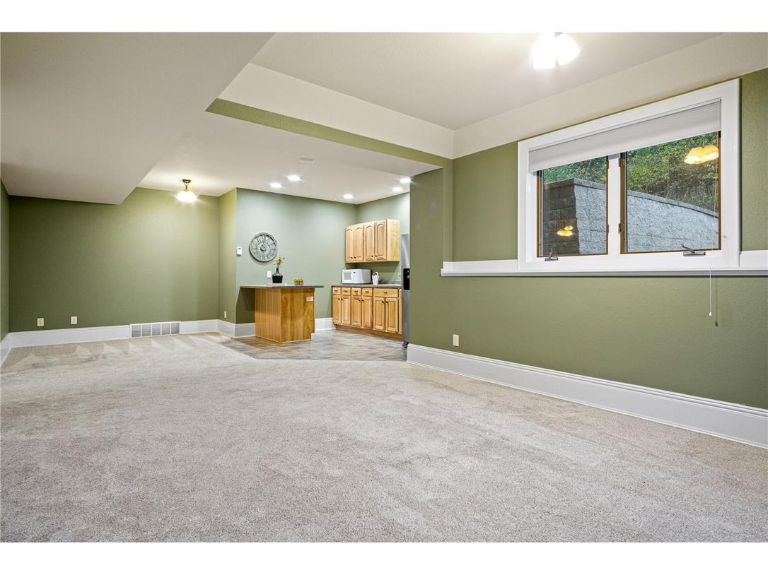 4616 Oakwood Hills Parkway Eau Claire WI 54701 1596575 image37