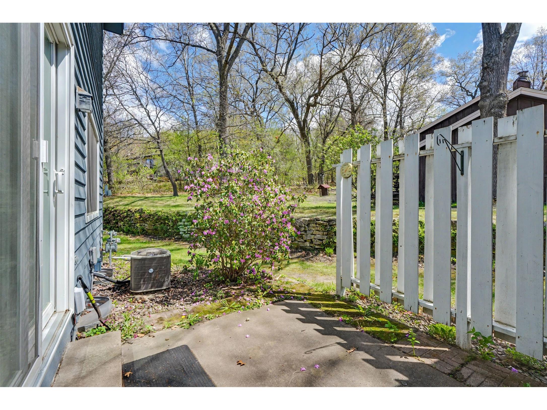 4630 Woodridge Drive #2 Eau Claire WI 54701 1600508 image24