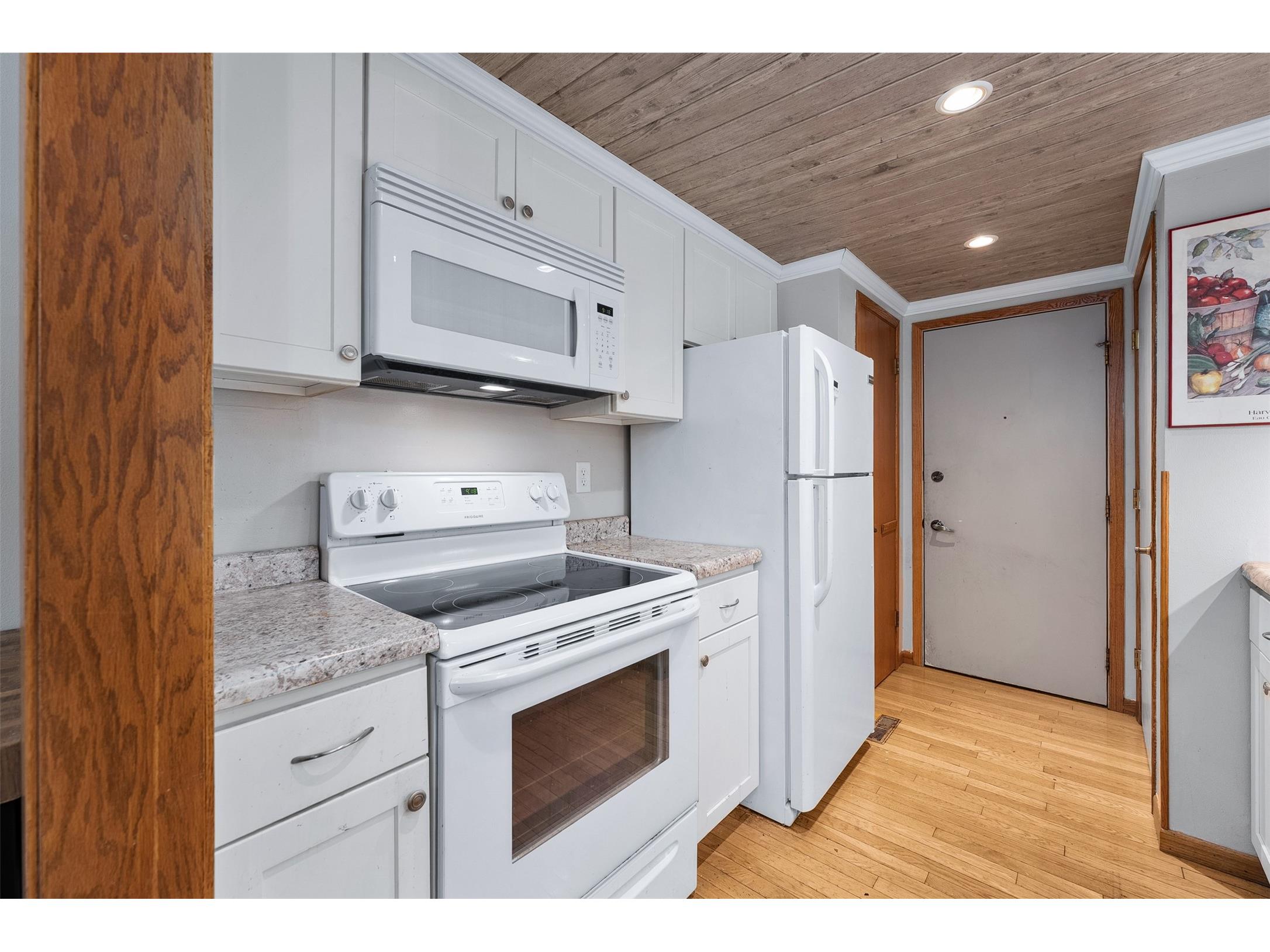 4630 Woodridge Drive #2 Eau Claire WI 54701 1600508 image4