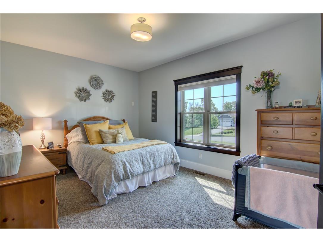 4634 S Oakwood Hills Parkway Eau Claire WI 54701 1598780 image17