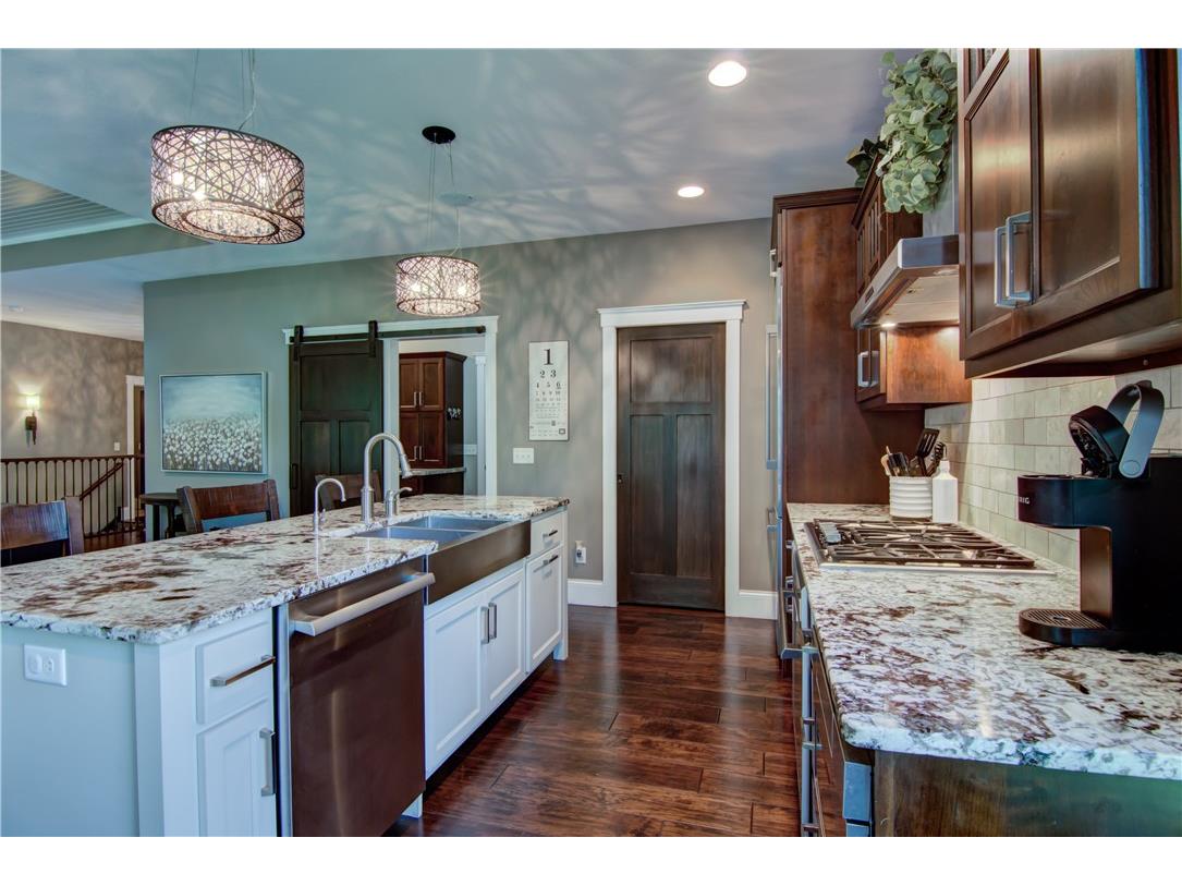 4634 S Oakwood Hills Parkway Eau Claire WI 54701 1598780 image9