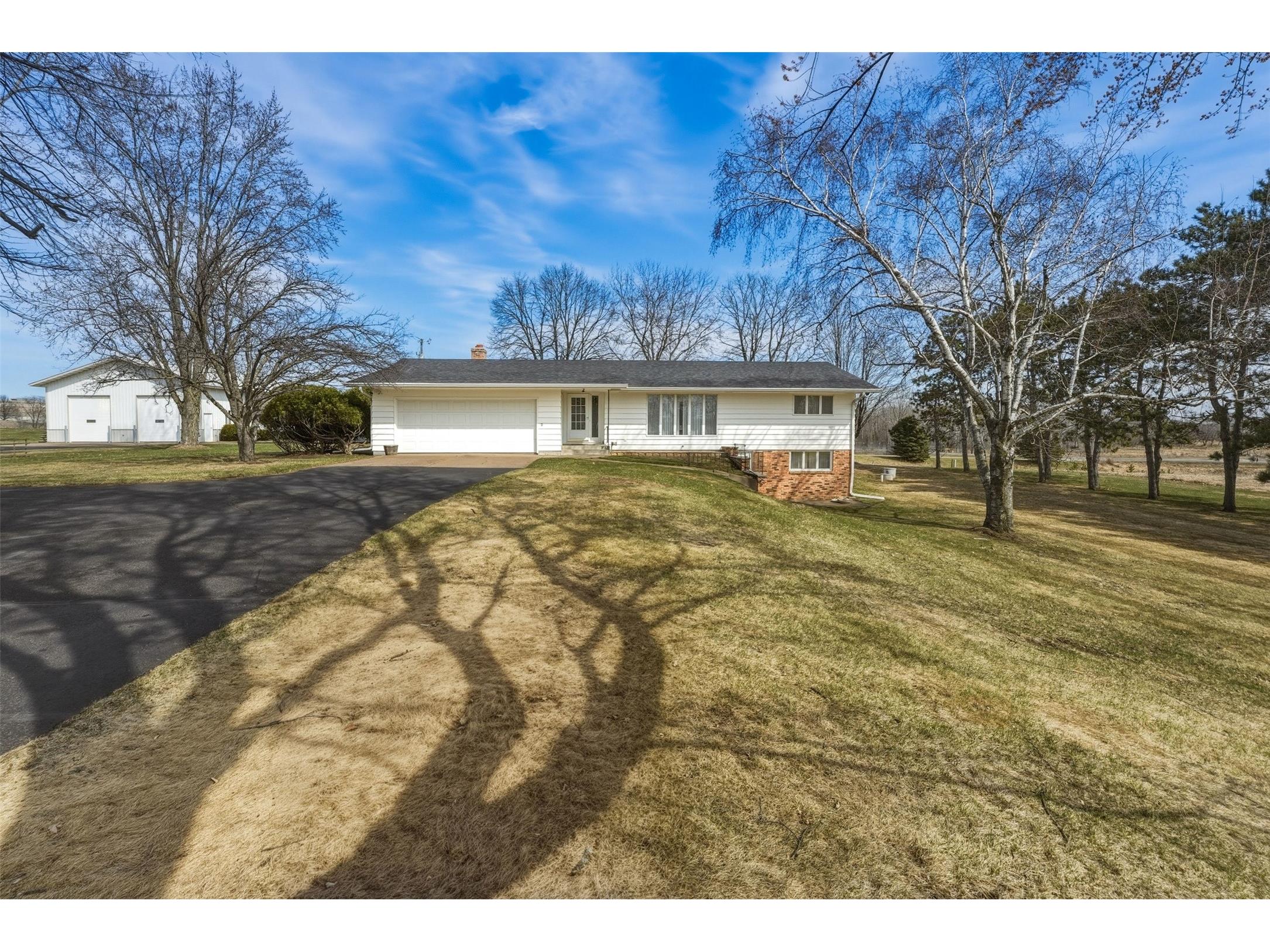4731 N Clairemont Avenue Eau Claire WI 54703 1599992 image1
