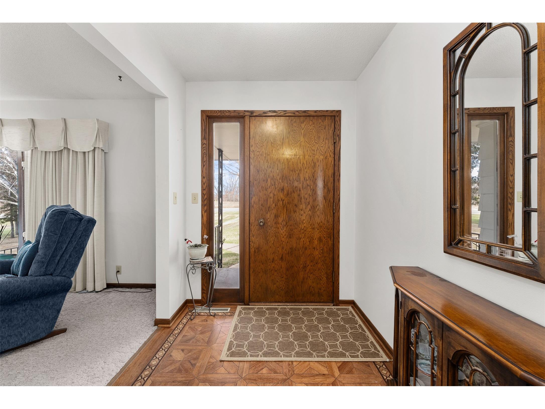 4731 N Clairemont Avenue Eau Claire WI 54703 1599992 image2