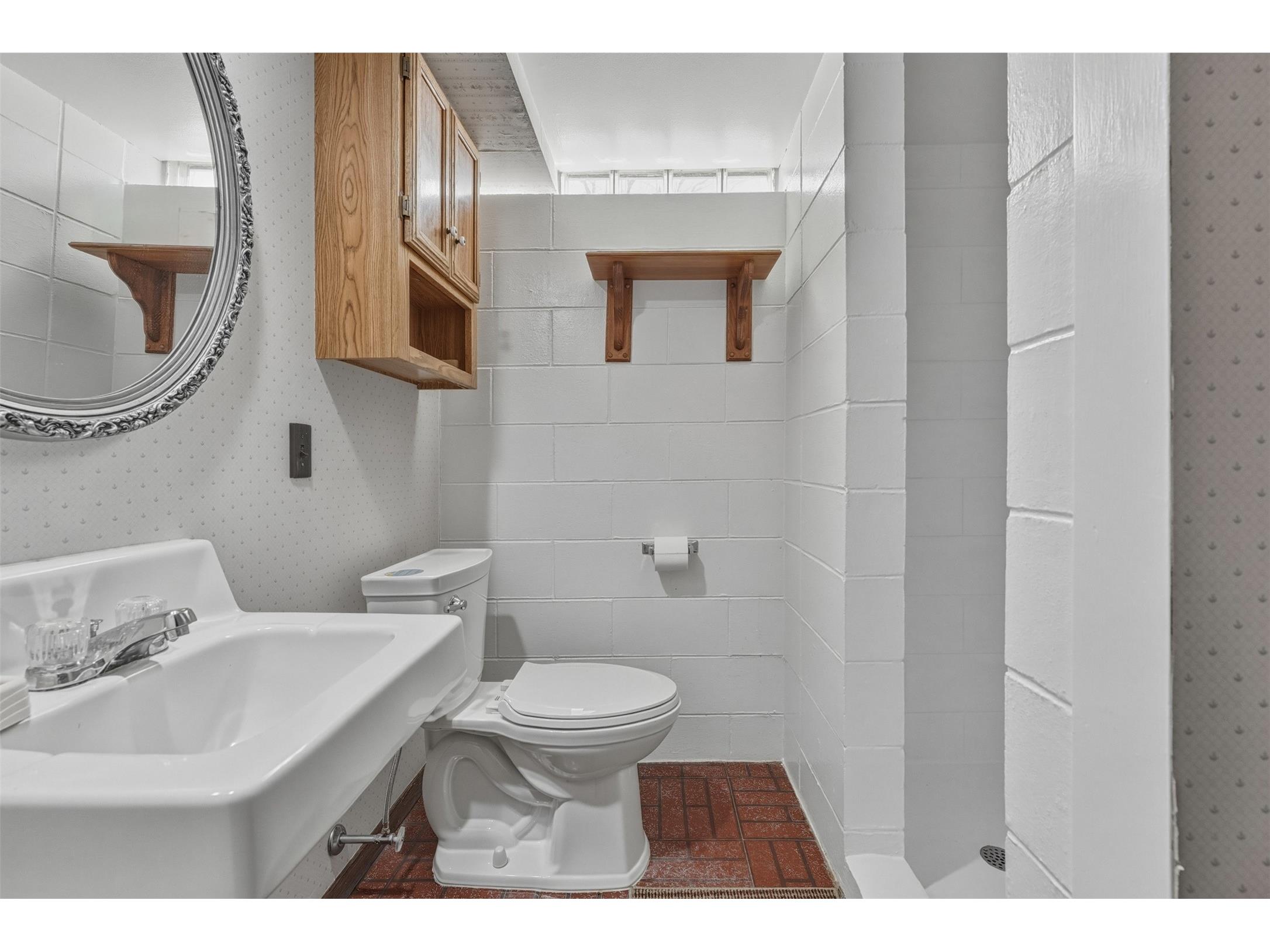 4731 N Clairemont Avenue Eau Claire WI 54703 1599992 image24