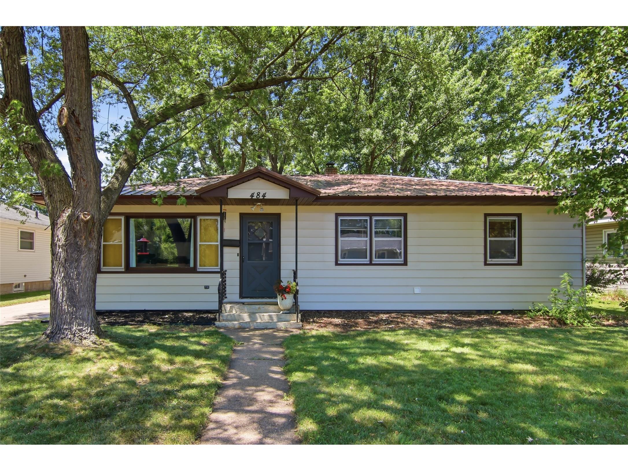 484 A Street Chippewa Falls WI 54729 1602923 image1