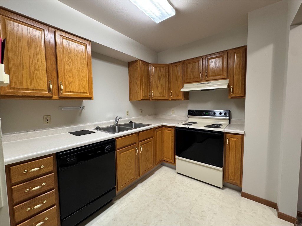 4880 Otteson Lane #1-36 Eau Claire WI 54701 1599391 image21