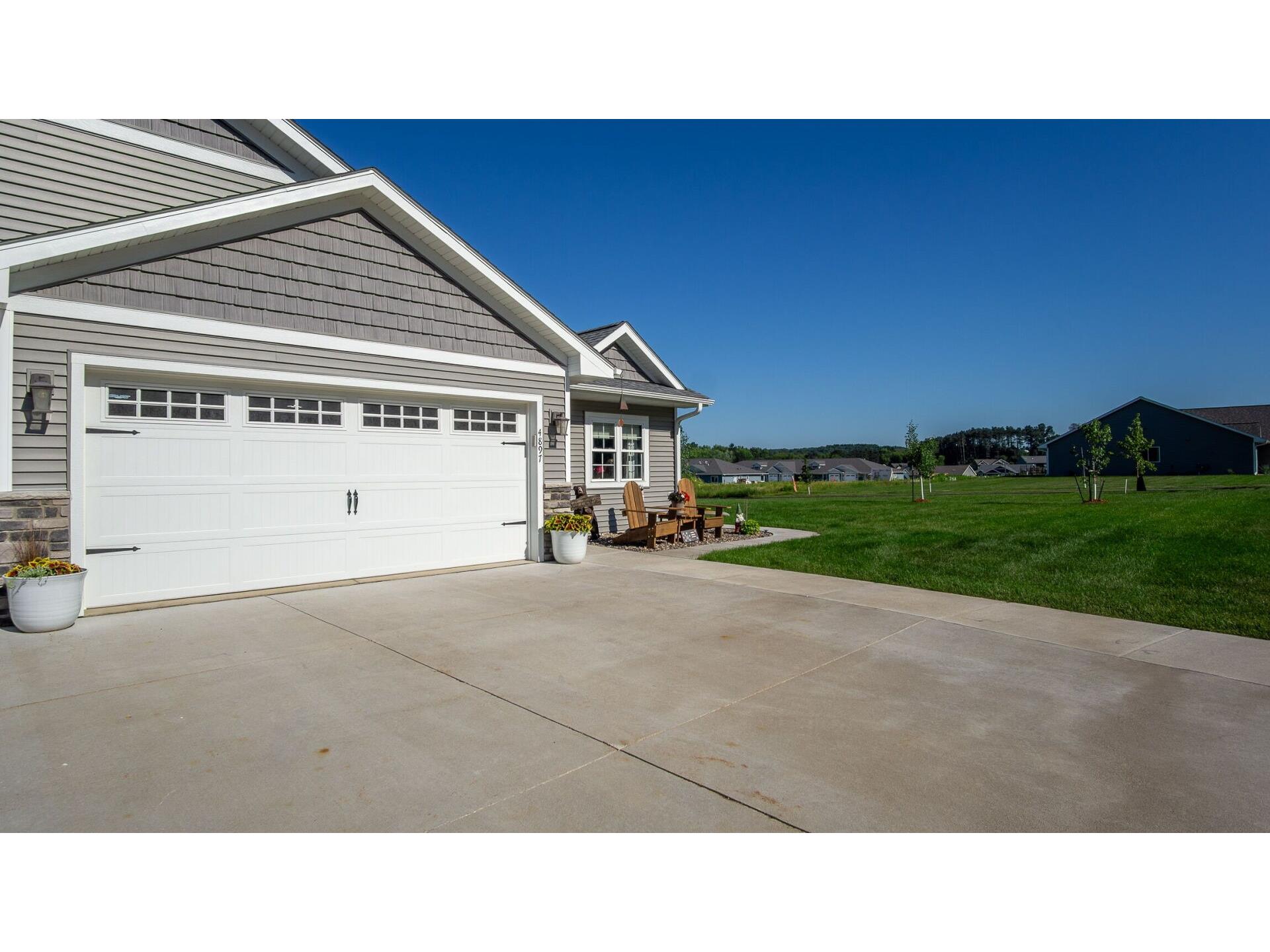 4897 Field Crest Lane Eau Claire WI 54701 1603201 image10