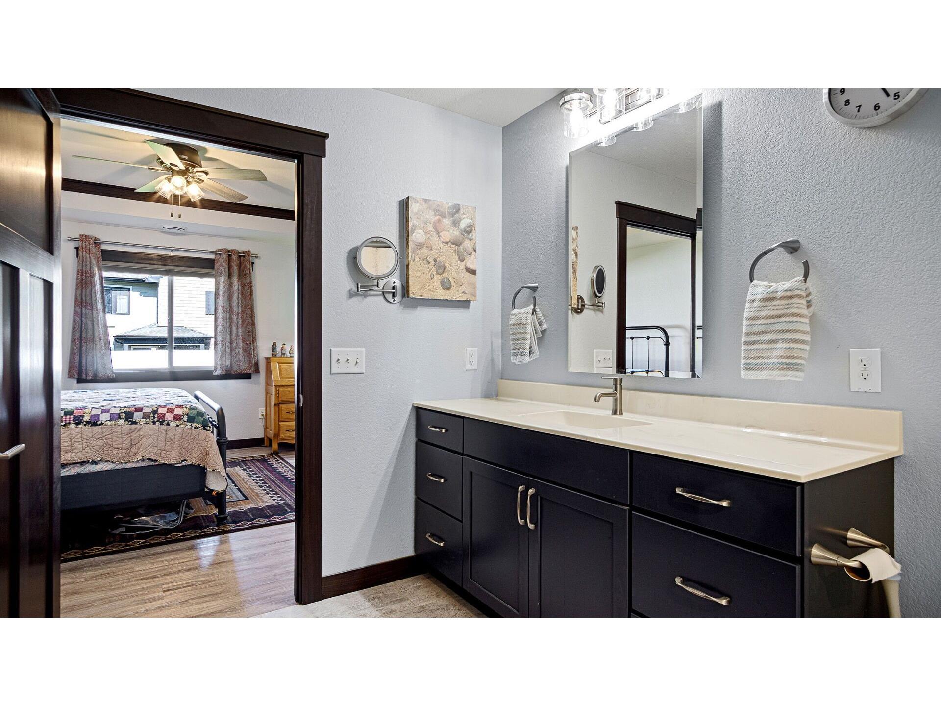 4897 Field Crest Lane Eau Claire WI 54701 1603201 image33