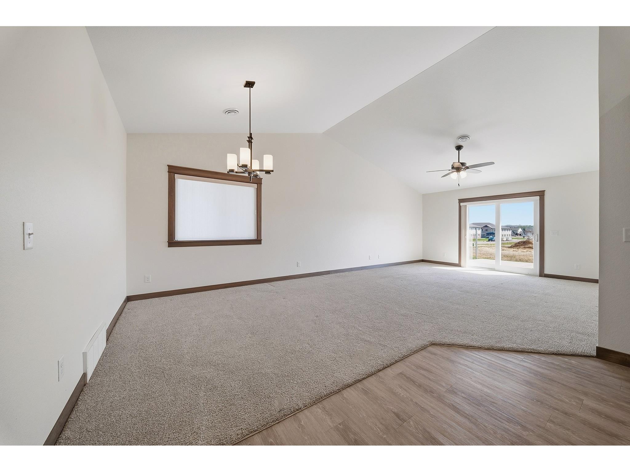 4911 Field Crest Lane Eau Claire WI 54701 1600371 image11