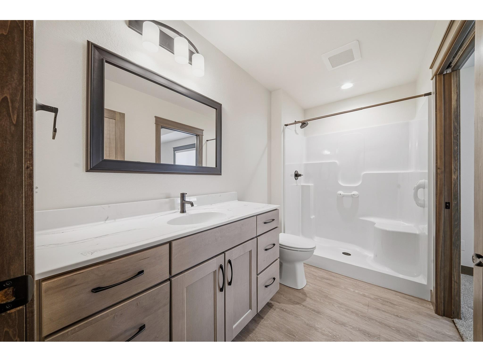 4911 Field Crest Lane Eau Claire WI 54701 1600371 image15