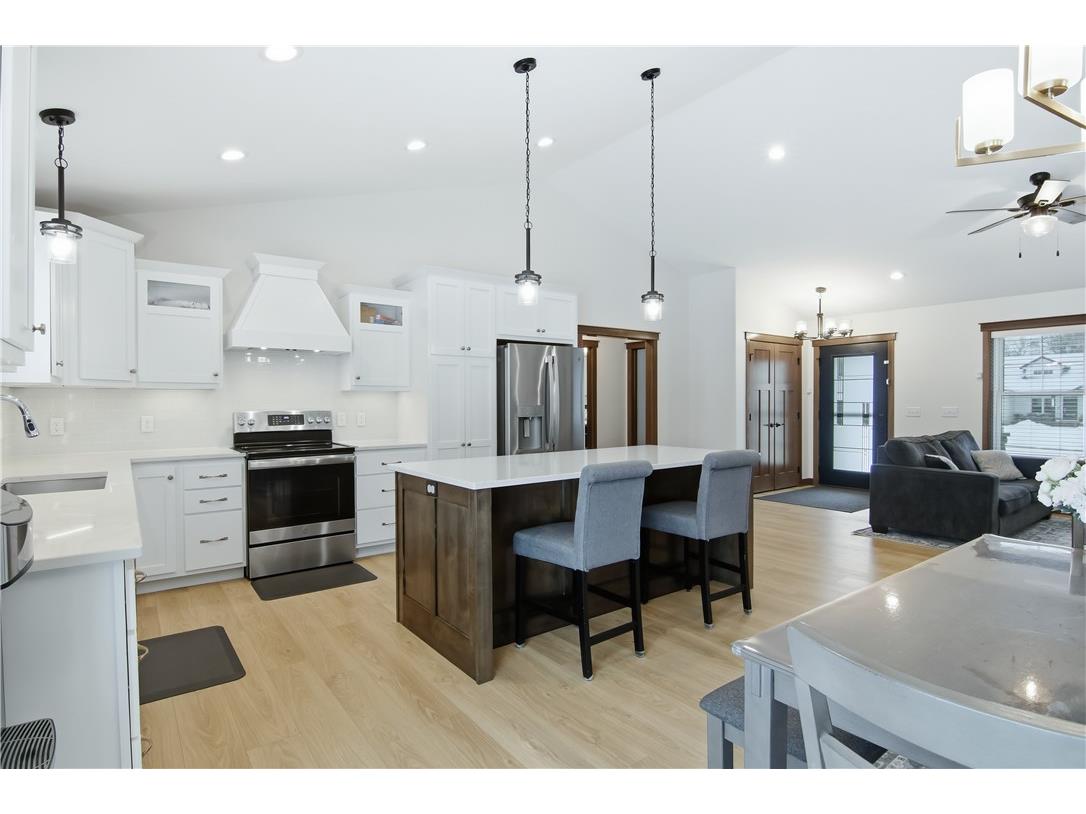 4919 Woodlands Drive Eau Claire WI 54703 1598652 image2