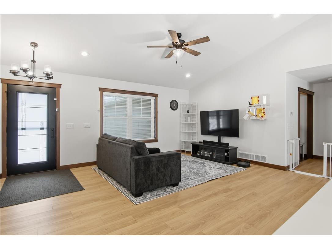 4919 Woodlands Drive Eau Claire WI 54703 1598652 image9