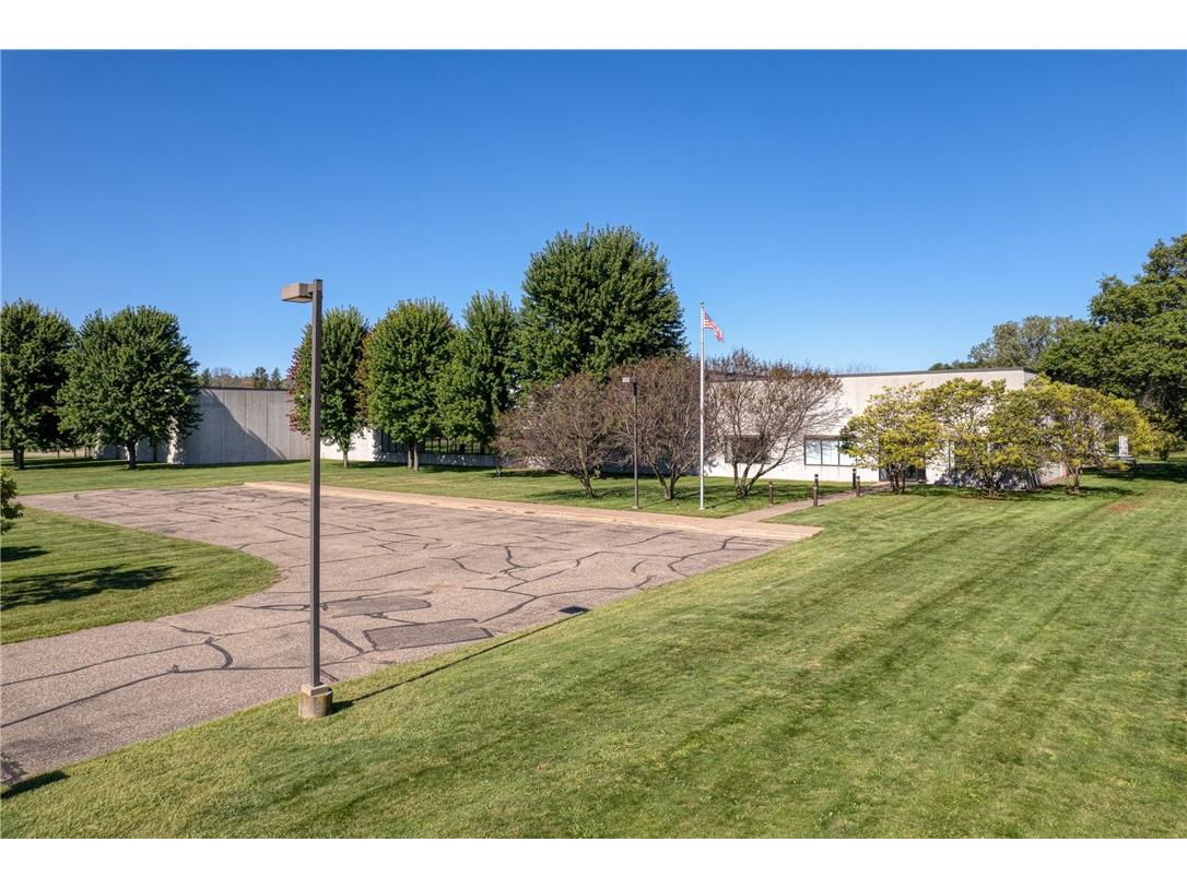 4940 Joles Avenue Chippewa Falls WI 54729 1592903 image1