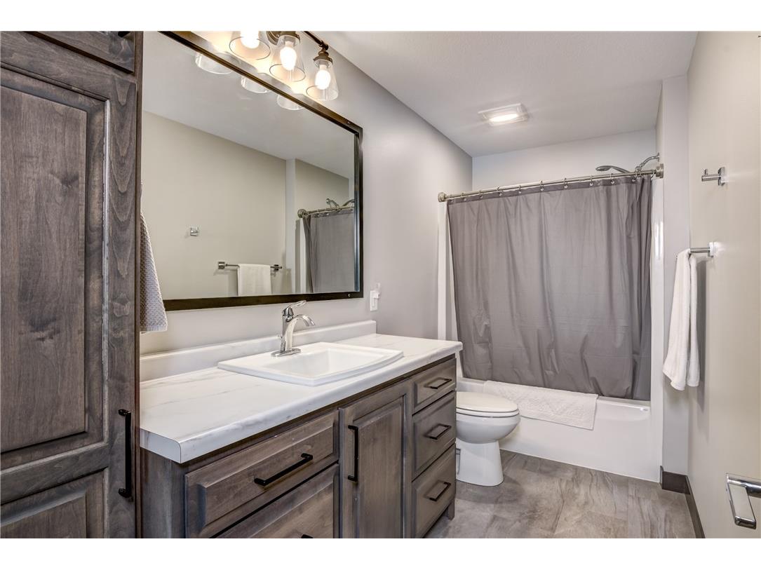 4947 Woodlands Drive Eau Claire WI 54703 1598331 image25