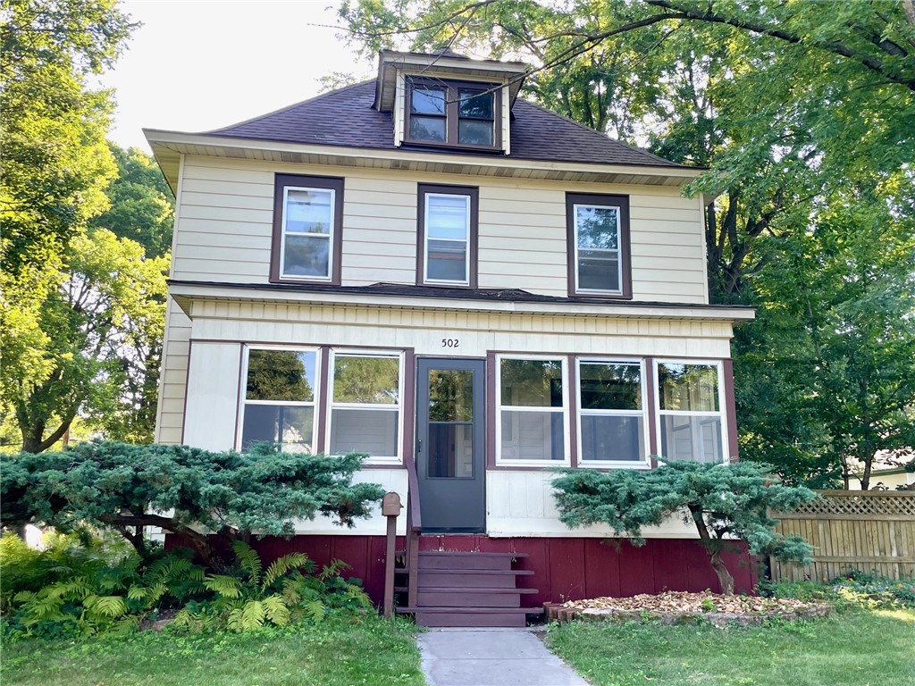 502 12th Street SE Menomonie WI 54751 1594475 image1