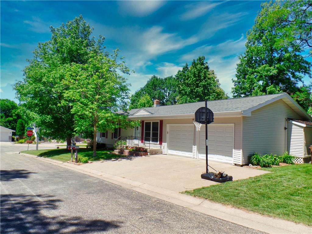 504 Grant Street, Durand, WI, 54736 MLS 1565813 Edina Realty