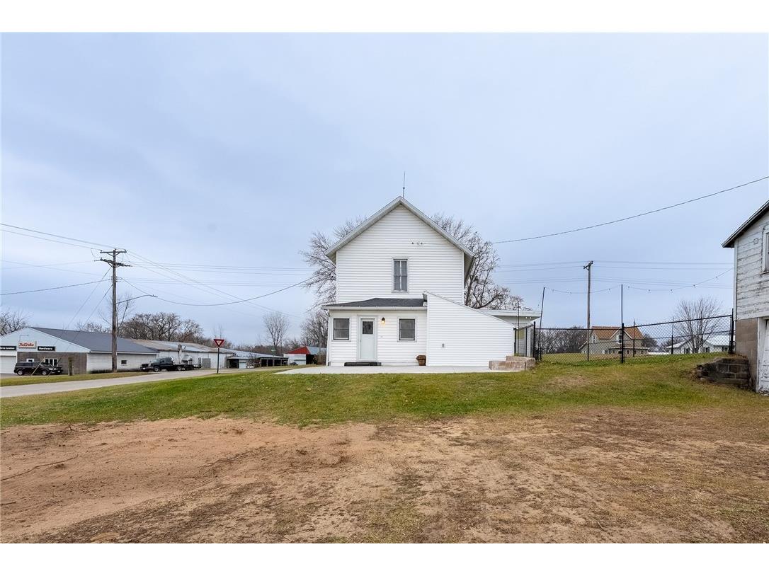 50482 S 3rd Street Eleva WI 54738 1597236 image3