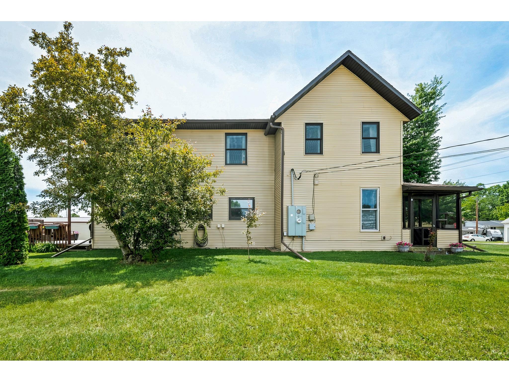 506 E Grant Street Augusta WI 54722 1602033 image2