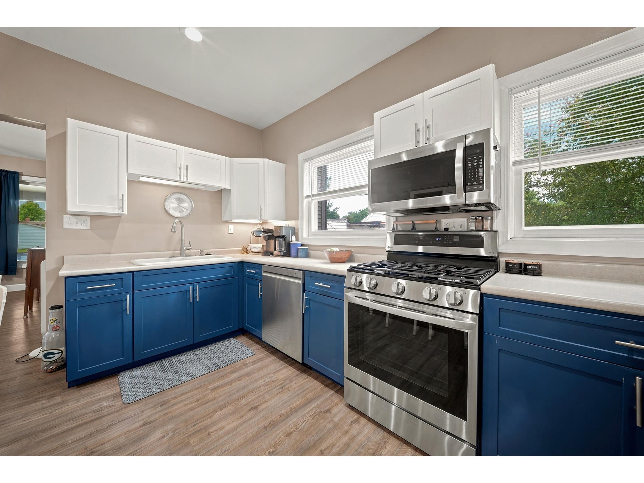 506 E Grant Street Augusta WI 54722 1602033 image23