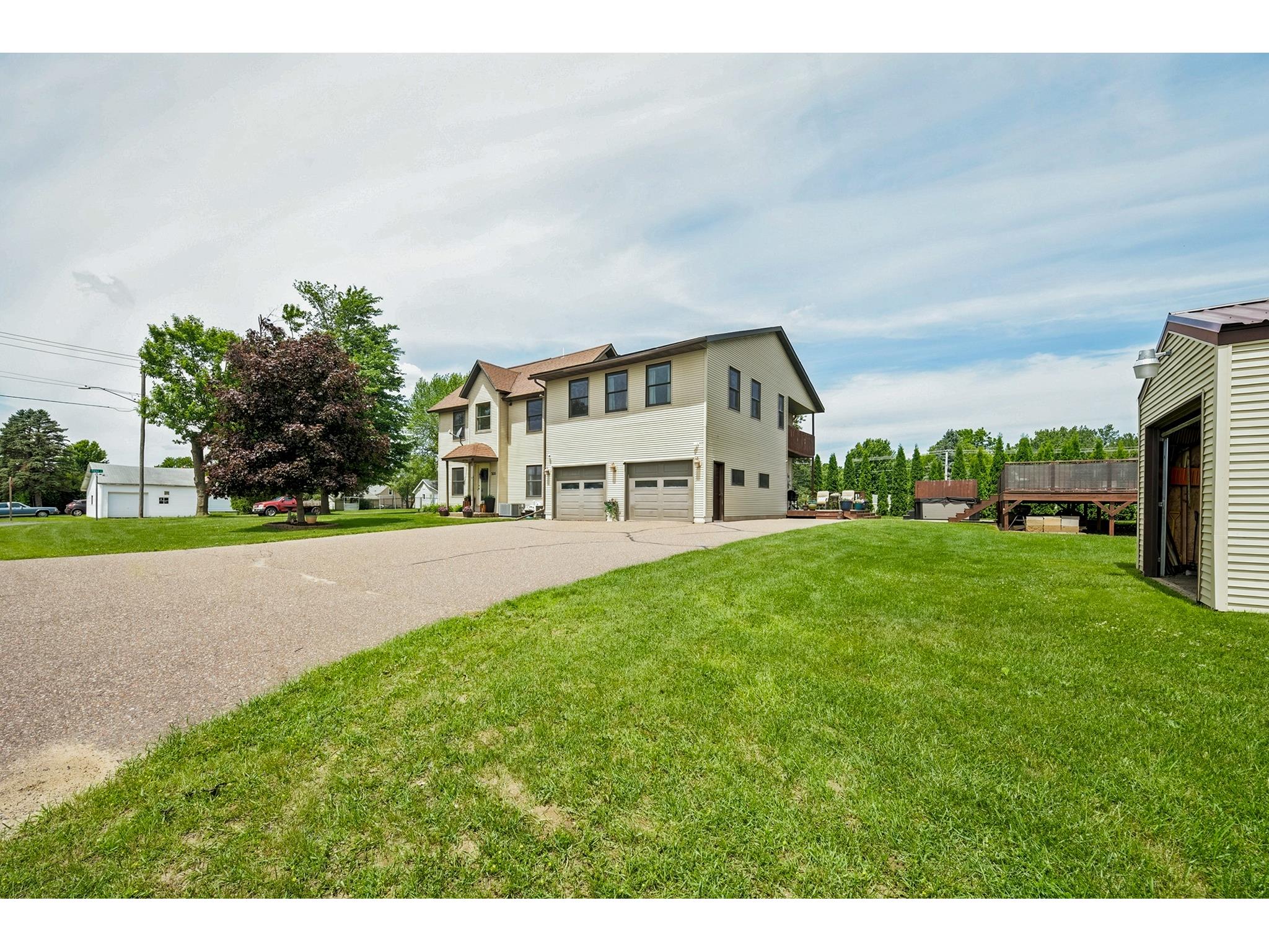 506 E Grant Street Augusta WI 54722 1602033 image6