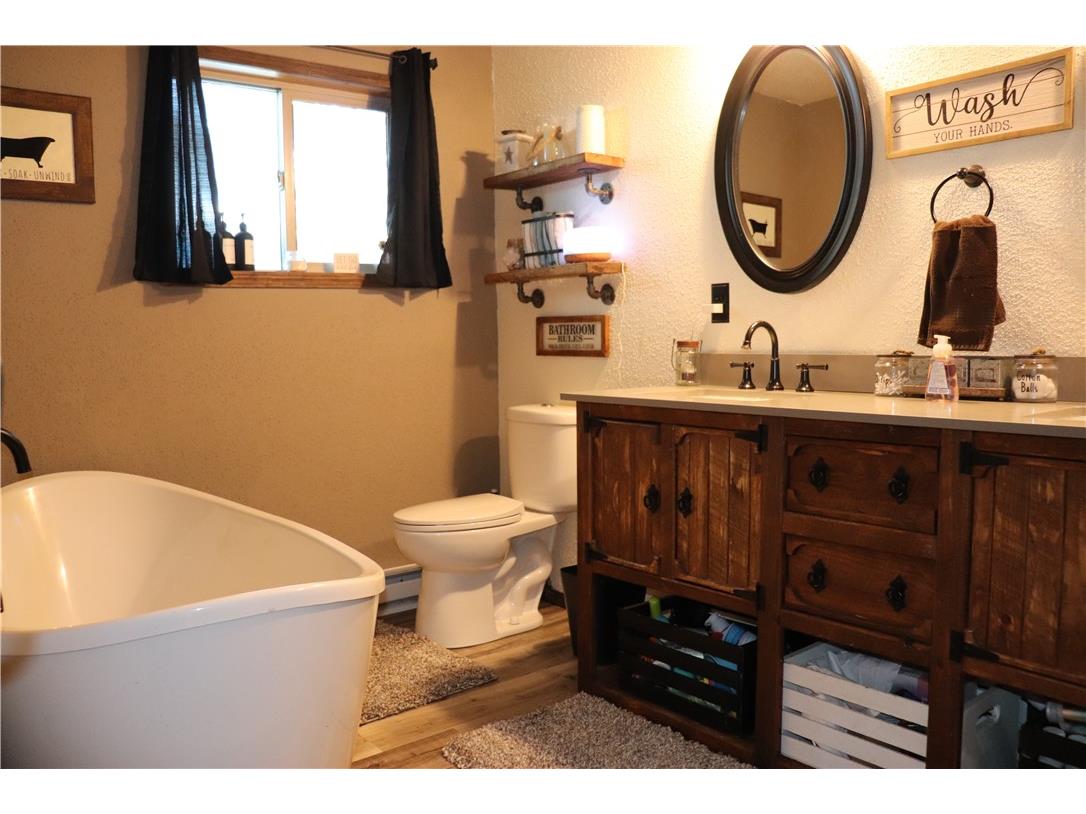 50818 N East Street Osseo WI 54758 1596438 image22