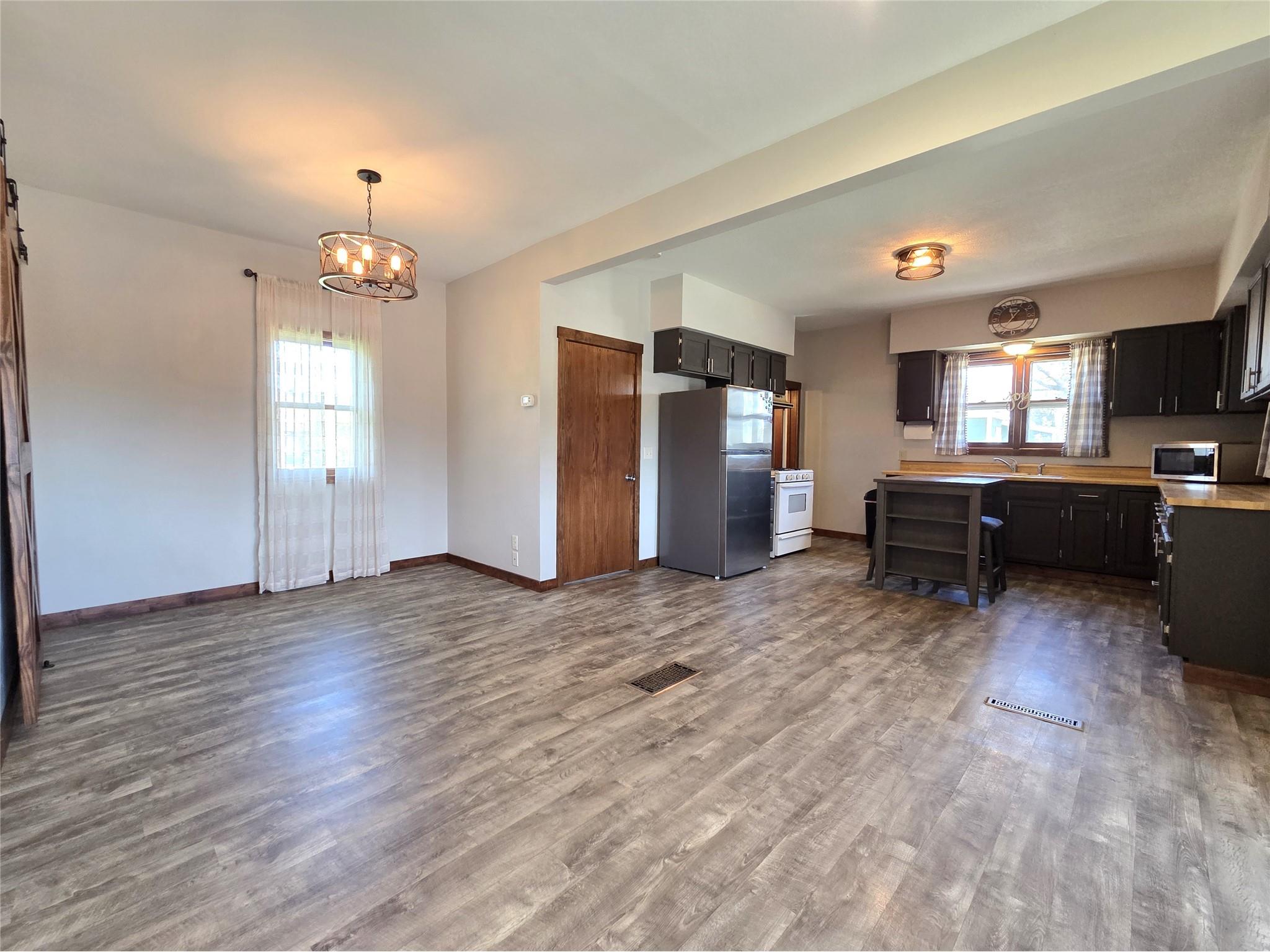 509 Arlington Avenue Cameron WI 54822 1601048 image11